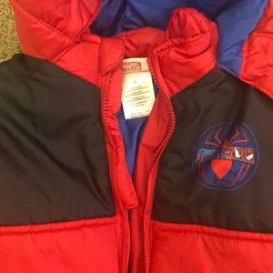 Boys size 8 Spider Man coat.